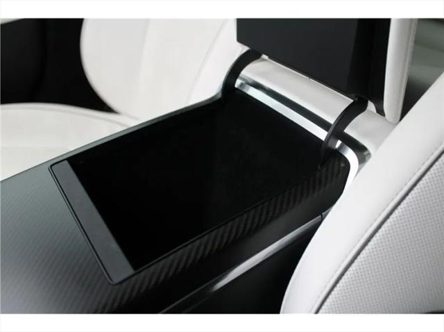 2022 Tesla Model S Plaid