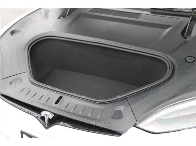 2022 Tesla Model S Plaid