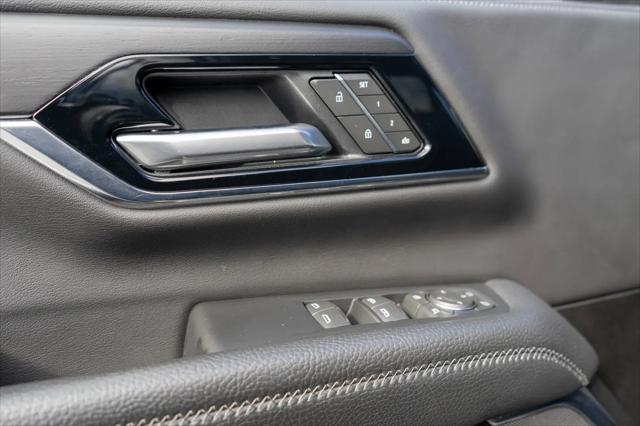 2025 GMC Yukon 4WD Denali