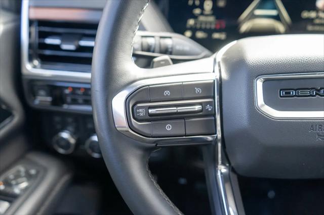 2025 GMC Yukon 4WD Denali