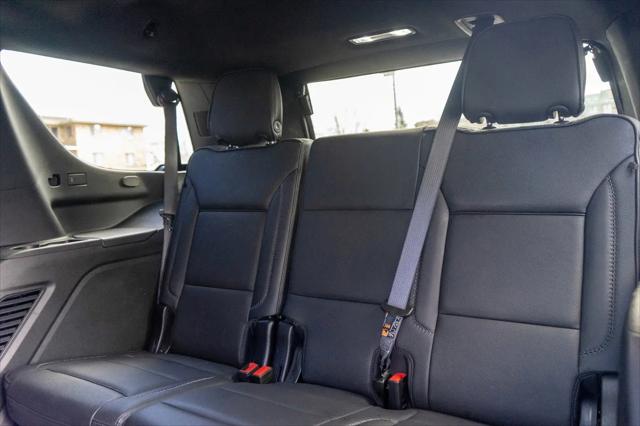 2025 GMC Yukon 4WD Denali
