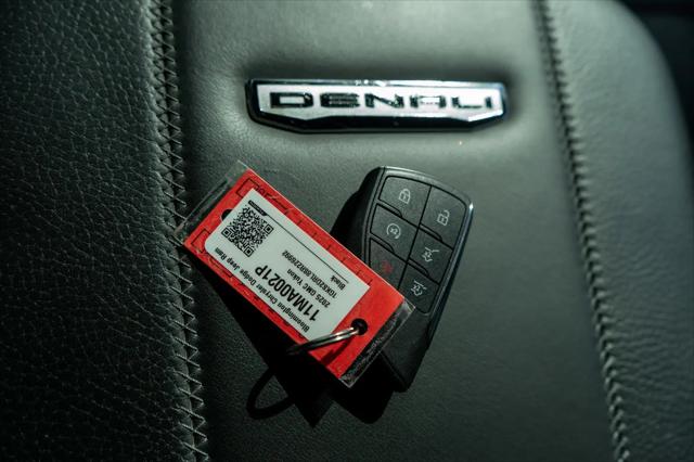 2025 GMC Yukon 4WD Denali