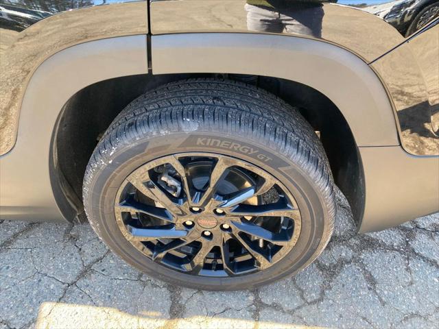 2023 GMC Terrain AWD SLT