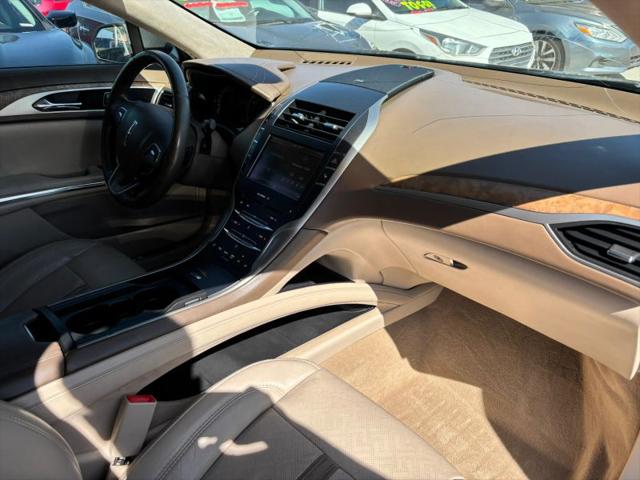 2015 Lincoln MKZ Black Label