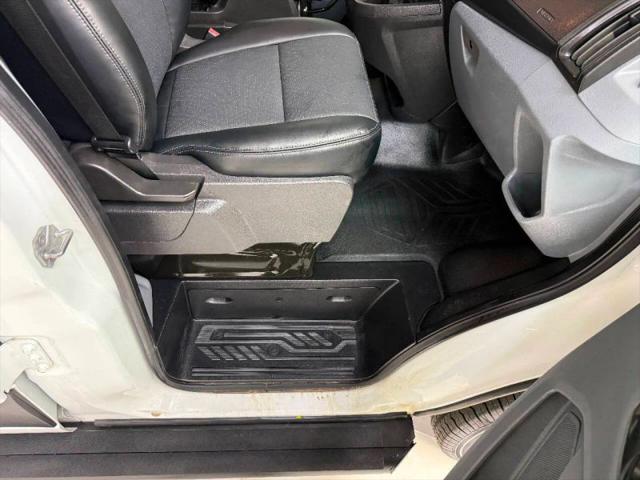 2019 Ford Transit w/60/40 Side Door w/RWB