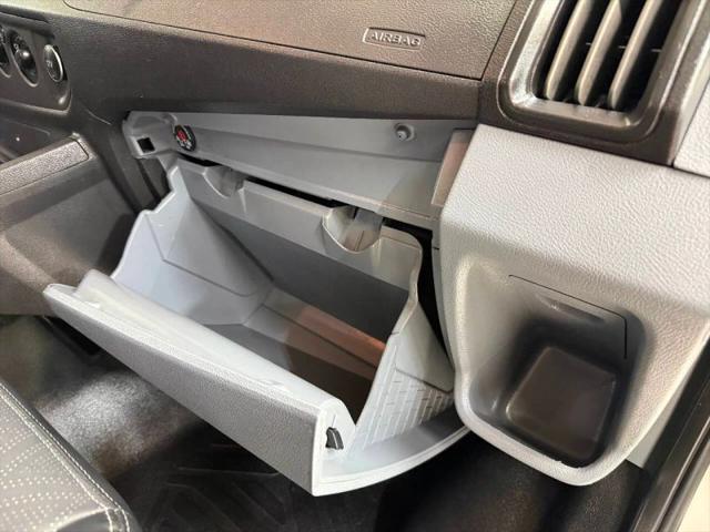 2019 Ford Transit w/60/40 Side Door w/RWB