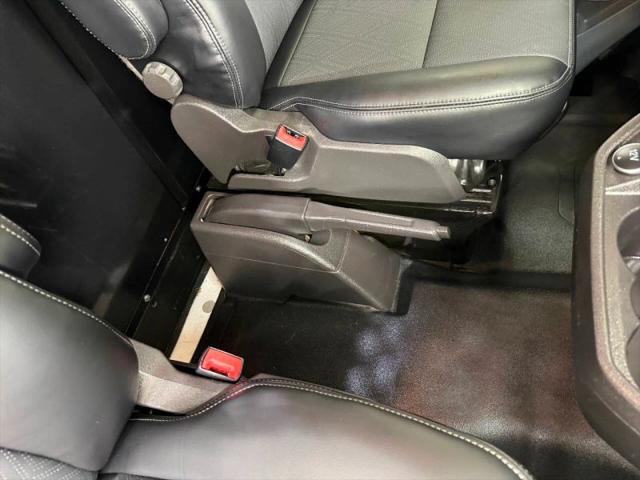 2019 Ford Transit w/60/40 Side Door w/RWB