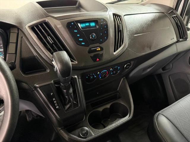 2019 Ford Transit w/60/40 Side Door w/RWB