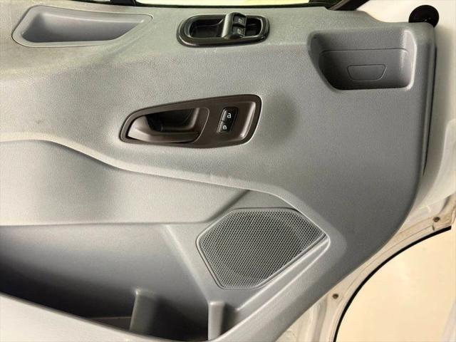 2019 Ford Transit w/60/40 Side Door w/RWB