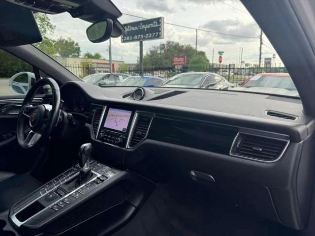 2018 Porsche Macan Base