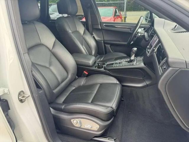 2018 Porsche Macan Base