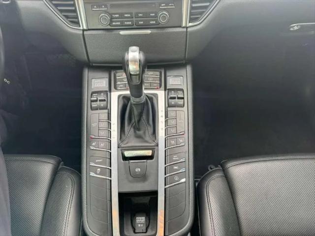 2018 Porsche Macan Base