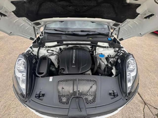 2018 Porsche Macan Base