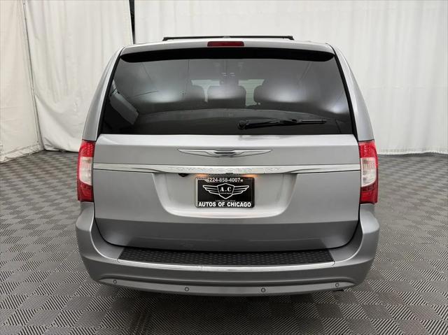 2013 Chrysler Town & Country Touring-L