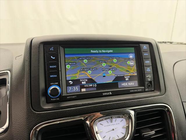 2013 Chrysler Town & Country Touring-L