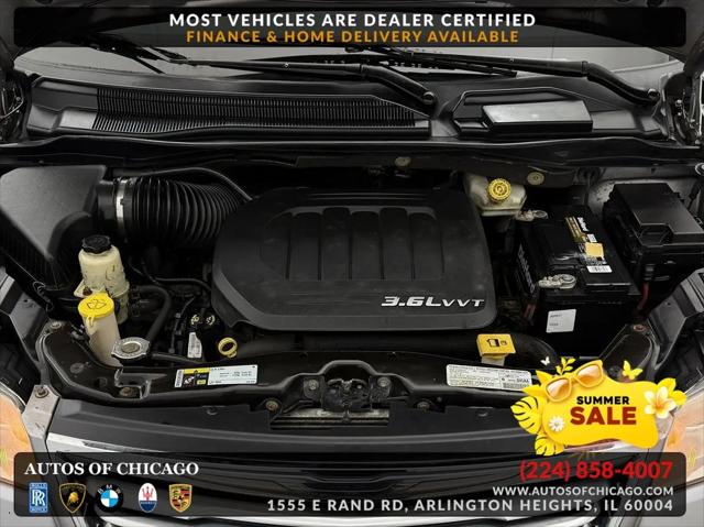 2013 Chrysler Town & Country Touring-L