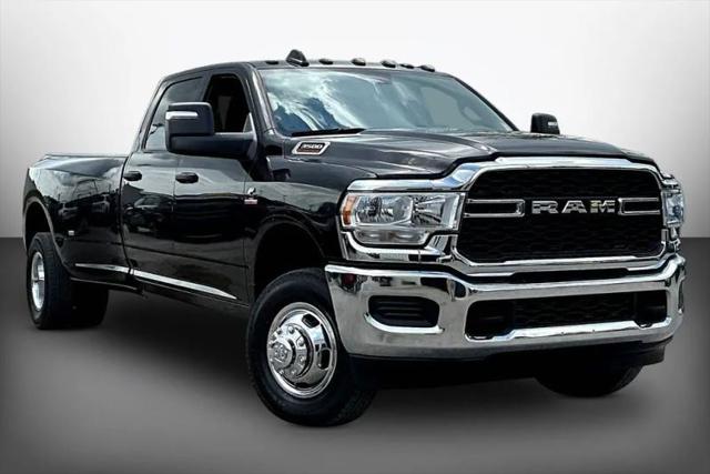 2024 Ram 3500 Tradesman Crew Cab 4x4 8' Box