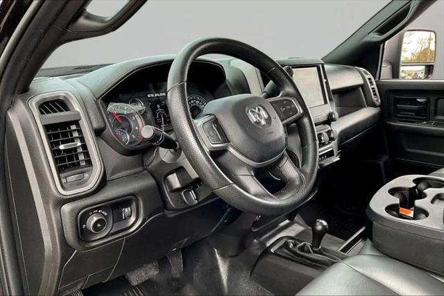 2024 Ram 3500 Tradesman Crew Cab 4x4 8' Box