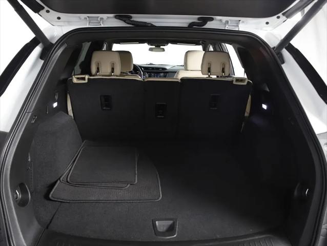 2018 Cadillac XT5 Standard