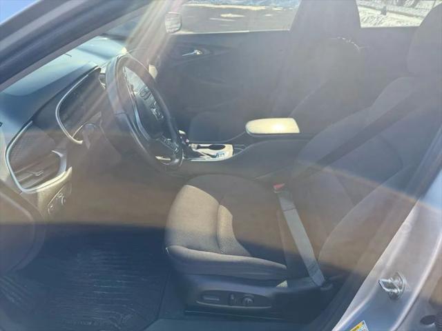 2022 Chevrolet Malibu FWD RS
