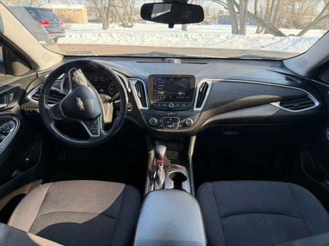 2022 Chevrolet Malibu FWD RS