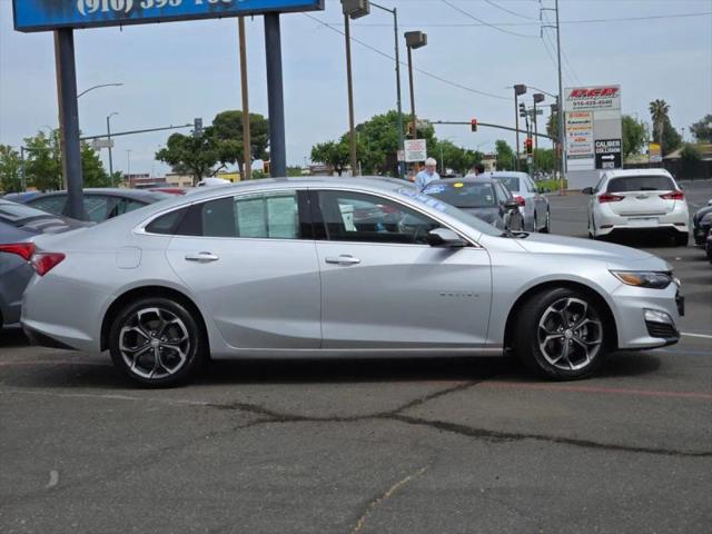 2022 Chevrolet Malibu FWD LT