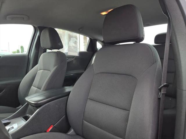 2022 Chevrolet Malibu FWD LT