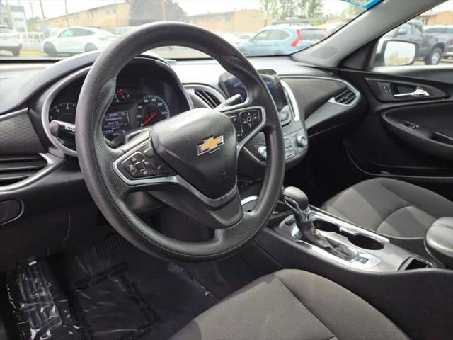 2022 Chevrolet Malibu FWD LT