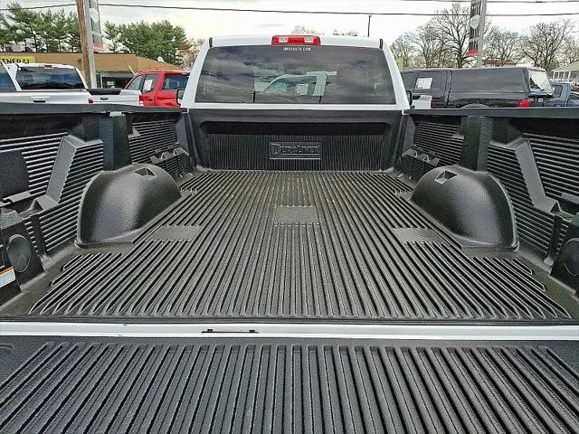 2017 Ram 1500 Tradesman Regular Cab 4x2 8' Box