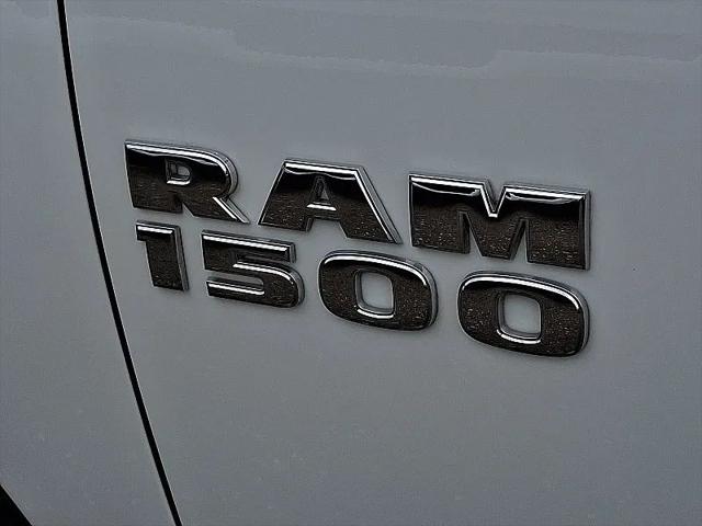 2017 Ram 1500 Tradesman Regular Cab 4x2 8' Box