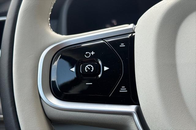 2026 Volvo XC90 Plug-In Hybrid Ultra, T8 AWD, Electric/Gasoline, Bright, 6 Seats
