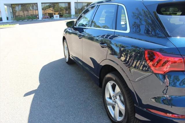 2020 Audi Q3 Premium Plus 45 TFSI quattro Tiptronic