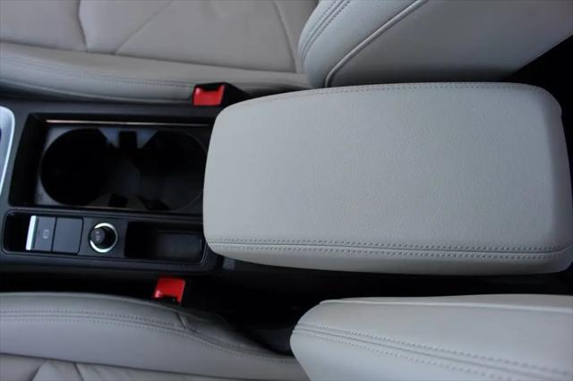 2020 Audi Q3 Premium Plus 45 TFSI quattro Tiptronic