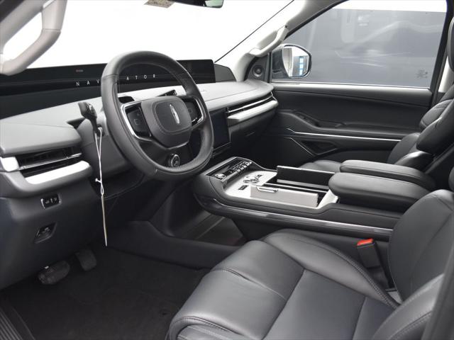 2026 Lincoln Navigator Premiere
