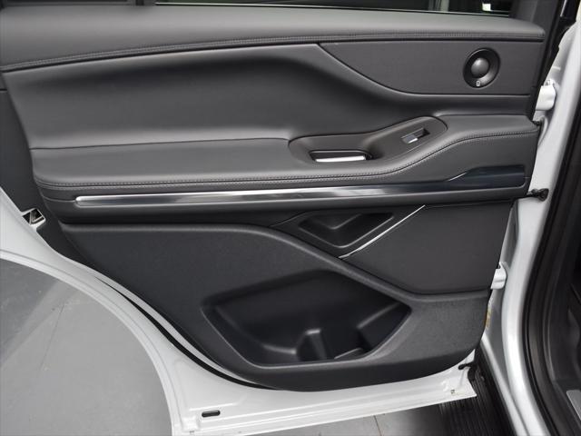 2026 Lincoln Navigator Premiere