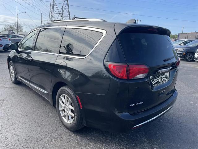 2020 Chrysler Pacifica Touring L