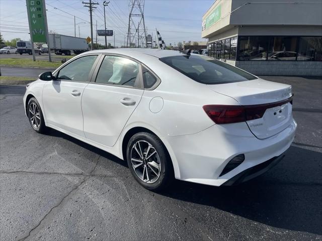 2022 Kia Forte LXS