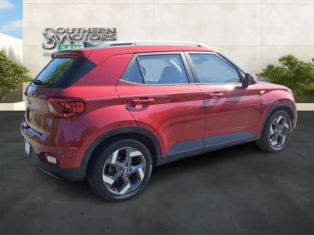2022 Hyundai Venue SEL