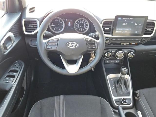 2022 Hyundai Venue SEL