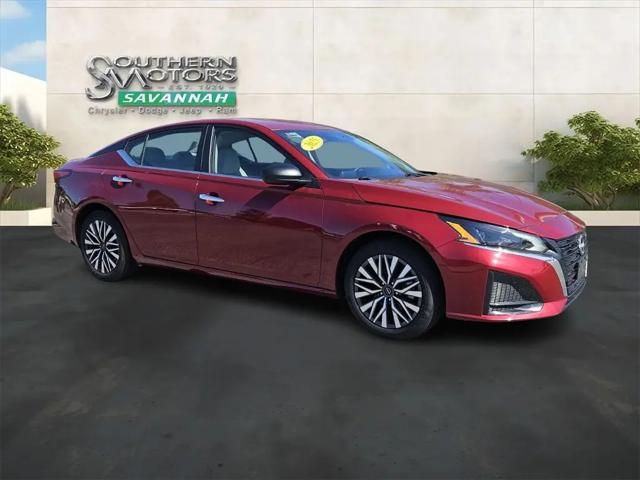 2025 Nissan Altima SV FWD