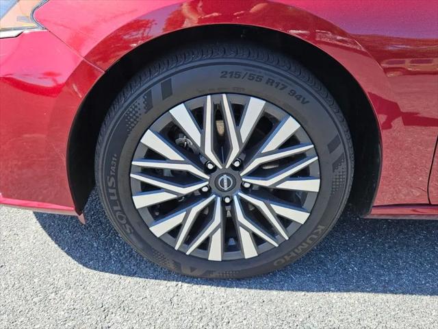 2025 Nissan Altima SV FWD