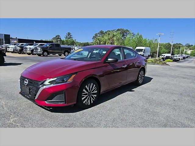 2025 Nissan Altima SV FWD