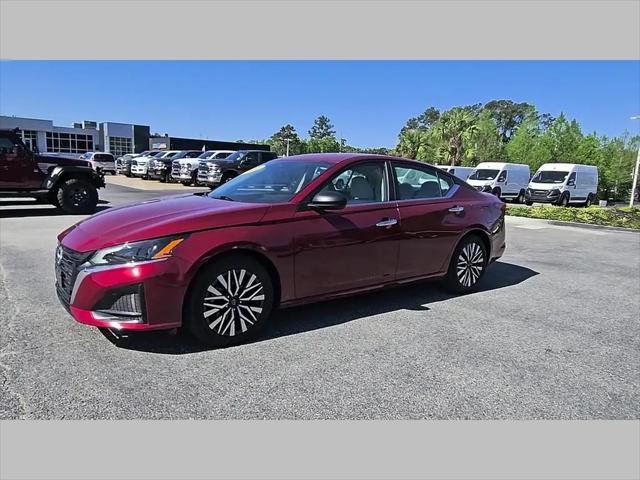 2025 Nissan Altima SV FWD
