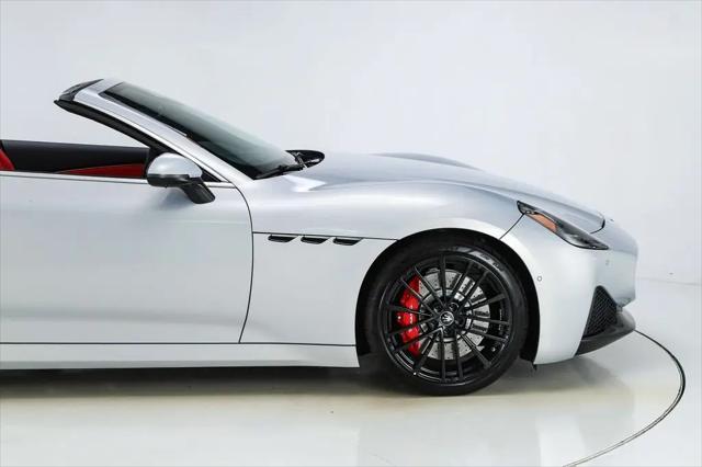 2026 Maserati GranCabrio Standard