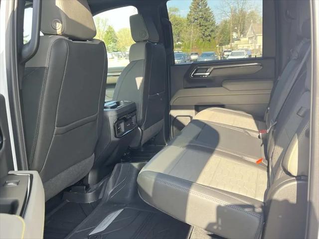 2026 Chevrolet Silverado 2500HD Crew Cab, Standard Bed, XR2, 4WD