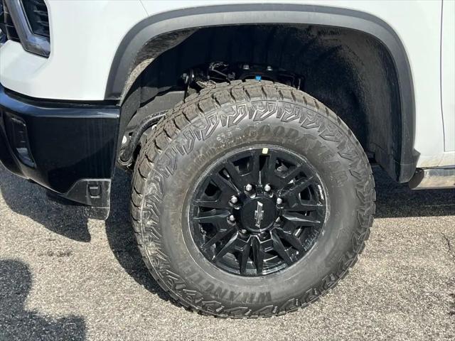 2026 Chevrolet Silverado 2500HD Crew Cab, Standard Bed, XR2, 4WD