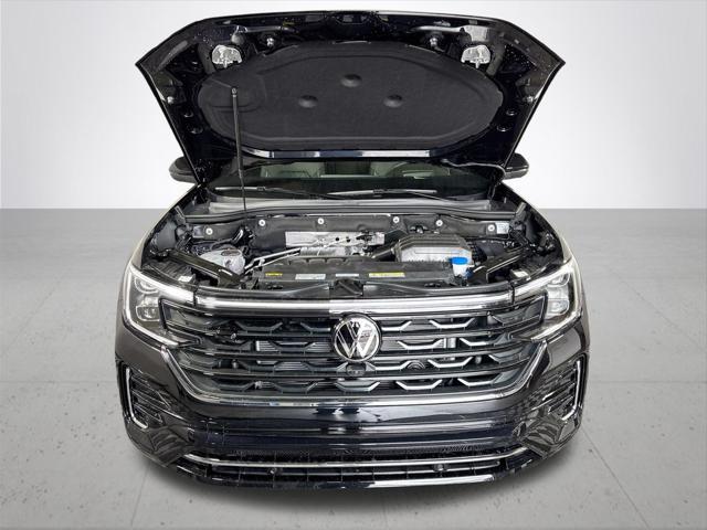 2026 Volkswagen Atlas Cross Sport SEL Premium R-Line