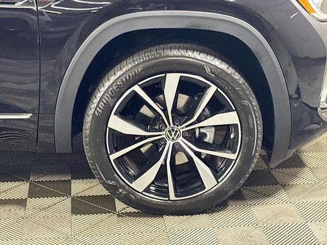 2026 Volkswagen Atlas Cross Sport SEL Premium R-Line