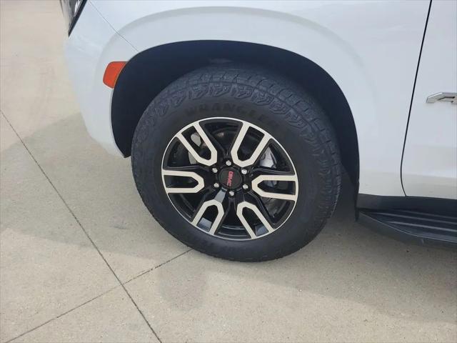 2024 GMC Yukon 4WD AT4