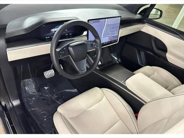 2024 Tesla Model X Plaid Tri Motor All-Wheel Drive